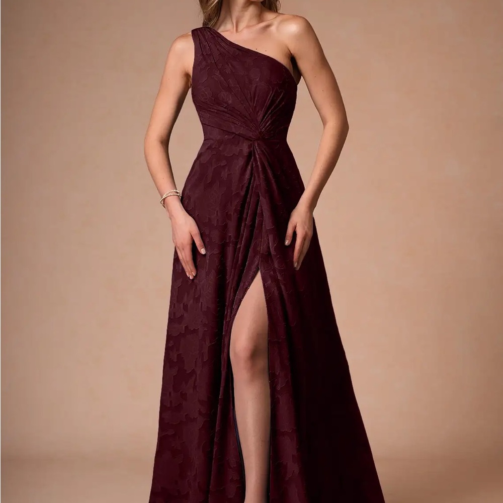 Azazie Hermosa Wine One-Shoulder Formal Gown